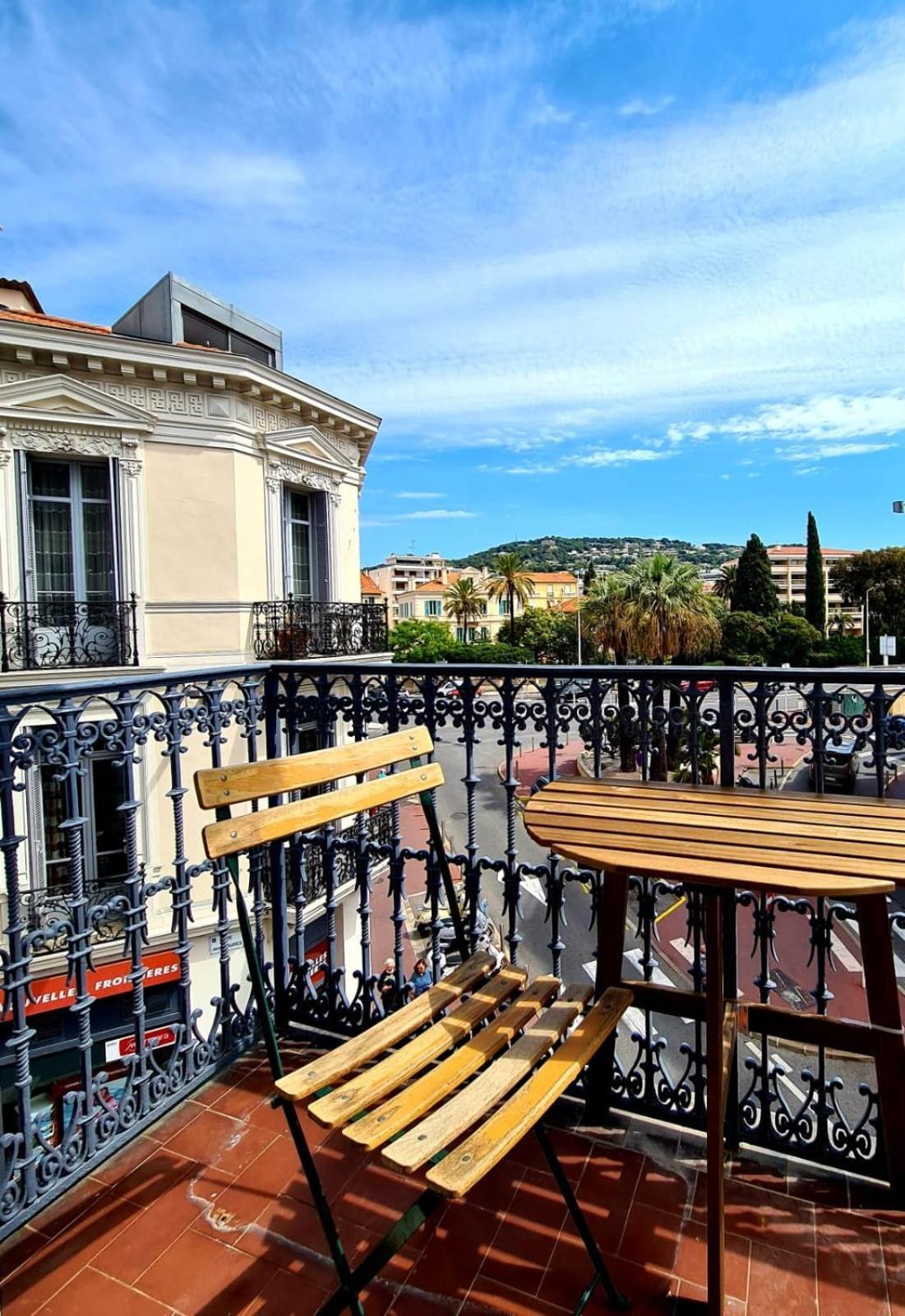 2 Bedrooms 5 Min Walk To Croisette Appartement Cannes