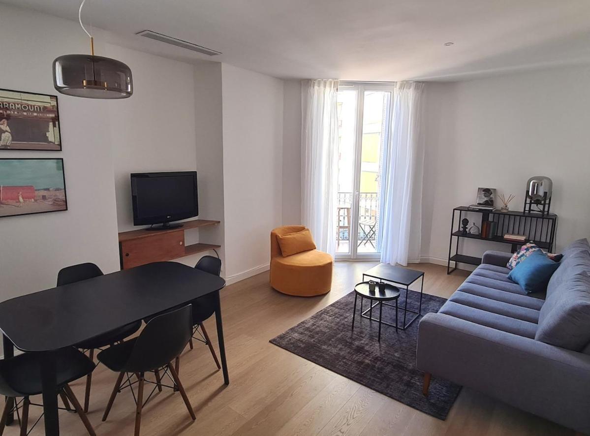 2 Bedrooms 5 Min Walk To Croisette Appartement *